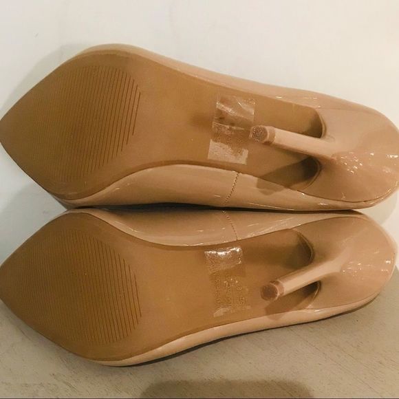 Wild Diva Taupe Patent Heels - Picture 3 of 13